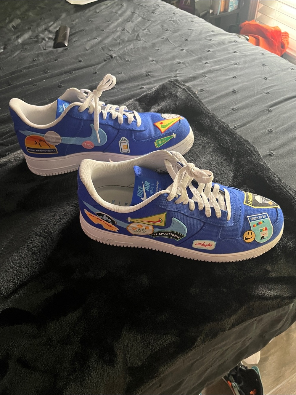 Nike Men’s Royal Blue Patchwork Sneakers - Picture 3 of 4